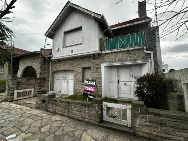 Casas, chalets en Venta — Rawson