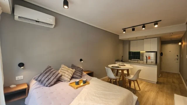 Departamentos, pisos y semipisos en Venta — ENTRE RIOS 2100
