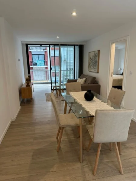 Departamentos, pisos y semipisos en Venta — Moreno 2100