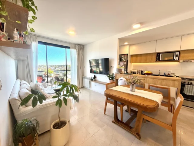 Departamentos, pisos y semipisos en Venta — Salta 4000