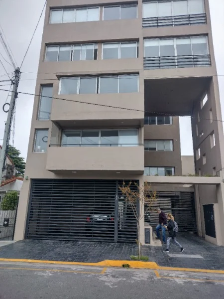 Departamentos, pisos y semipisos en Venta — MITRE 2800