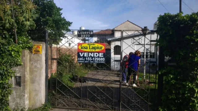 Casas, chalets en Venta — lLOBERIA 2200