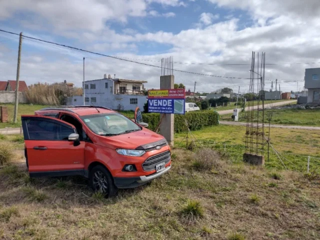 Lotes y terrenos en Venta — Las Camelias 102