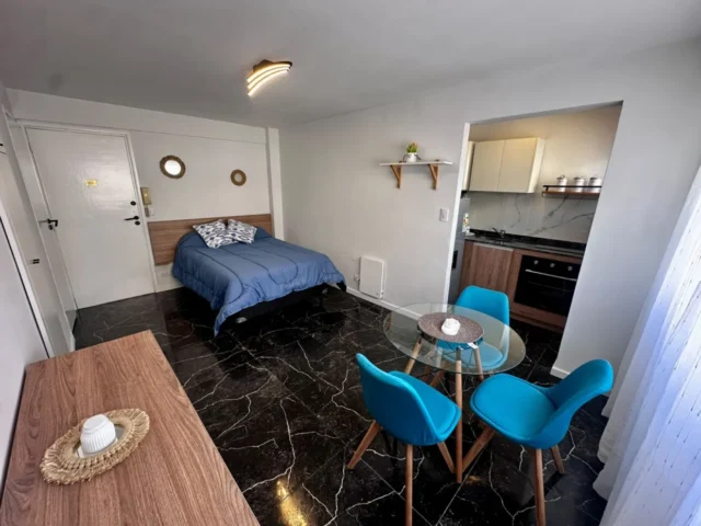 Departamentos, pisos y semipisos en Venta — LAS HERAS Y FALUCHO