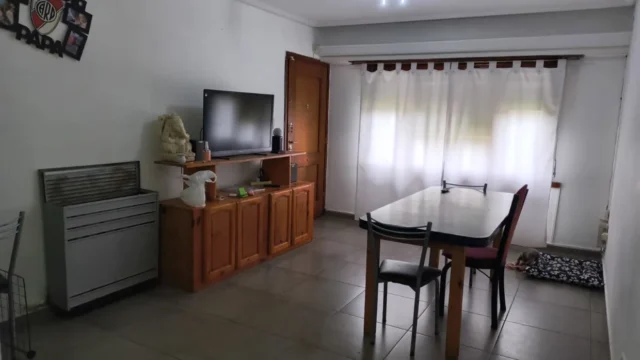 Casas, chalets en Alquiler — DELLEPIANE 1656