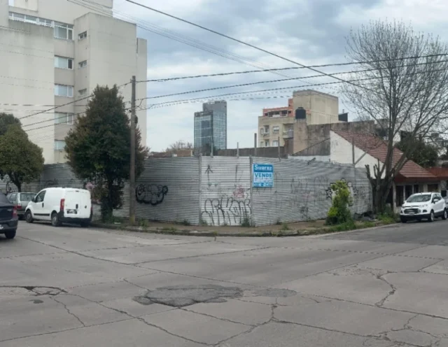 Lotes y terrenos en Venta — Primera Junta y La Rioja