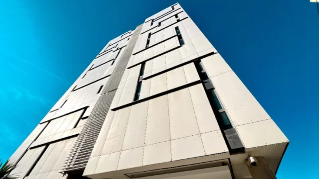 Departamentos, pisos y semipisos en Venta — Paunero 2121