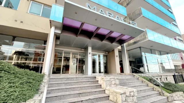 Departamentos, pisos y semipisos en Venta — alberti 51