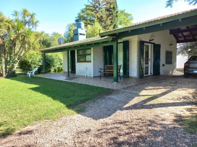 Casas, chalets en Venta — De los Eucaliptus