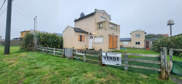 Casas, chalets en Venta — Las bandurrias 346