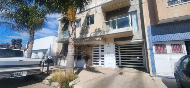 Departamentos, pisos y semipisos en Venta — El Cano 4054