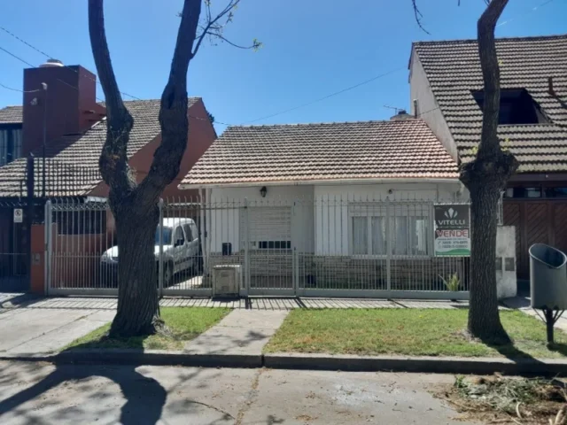 Casas, chalets en Venta — SANTA CRUZ 4445