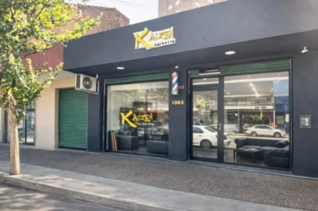 Locales en Alquiler — Av. Jara Nro. 1363