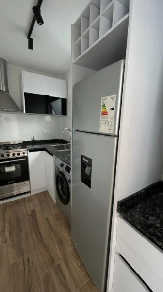 Departamentos, pisos y semipisos en Venta — La Heras 2468
