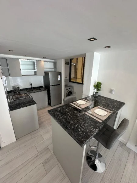 Departamentos, pisos y semipisos en Venta — San Martín 2267