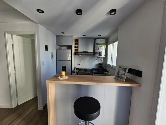Departamentos, pisos y semipisos en Venta — Colón 2306