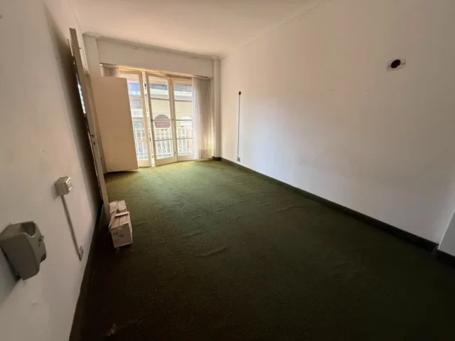 Departamentos, pisos y semipisos en Venta — Entre Ríos y Rivadavia
