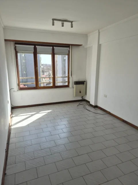 Departamentos, pisos y semipisos en Alquiler — Independencia 788