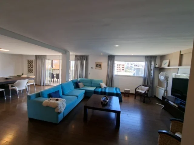 Departamentos, pisos y semipisos en Venta — LAS HERAS  2800