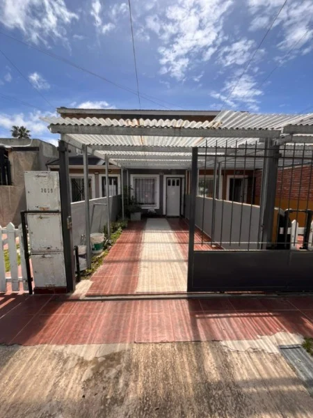 PH en Venta — BENITO LYNCH 2100
