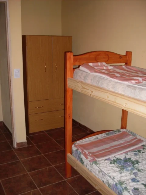 Casas, chalets en Venta — 815 Y 2
